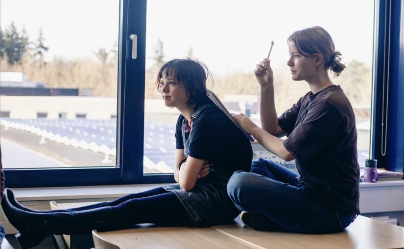 Nieuws in de klas Schrijfwedstrijd 2025 richt zich op de verkiezingen!